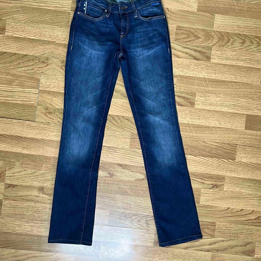 Blue Edge Women's Mid Rise Straight Fit Stone Washed Denim Jeans Size